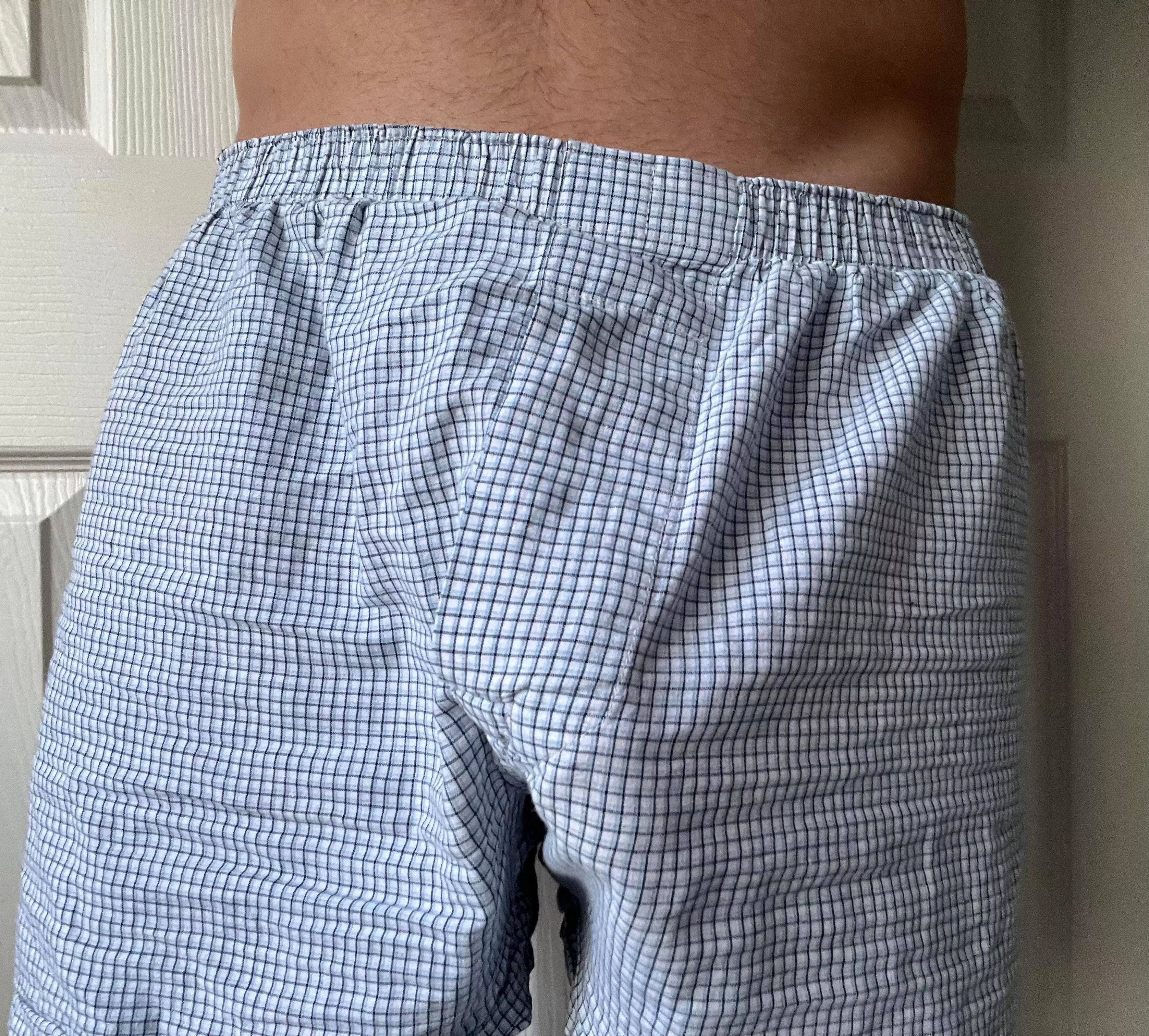 Any cucks wanna send me some pics/vids of your wife/gf to get off to . DM open.