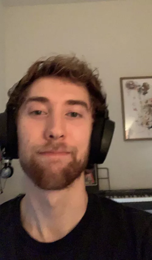 Anyone wanna play WoW or OW2?