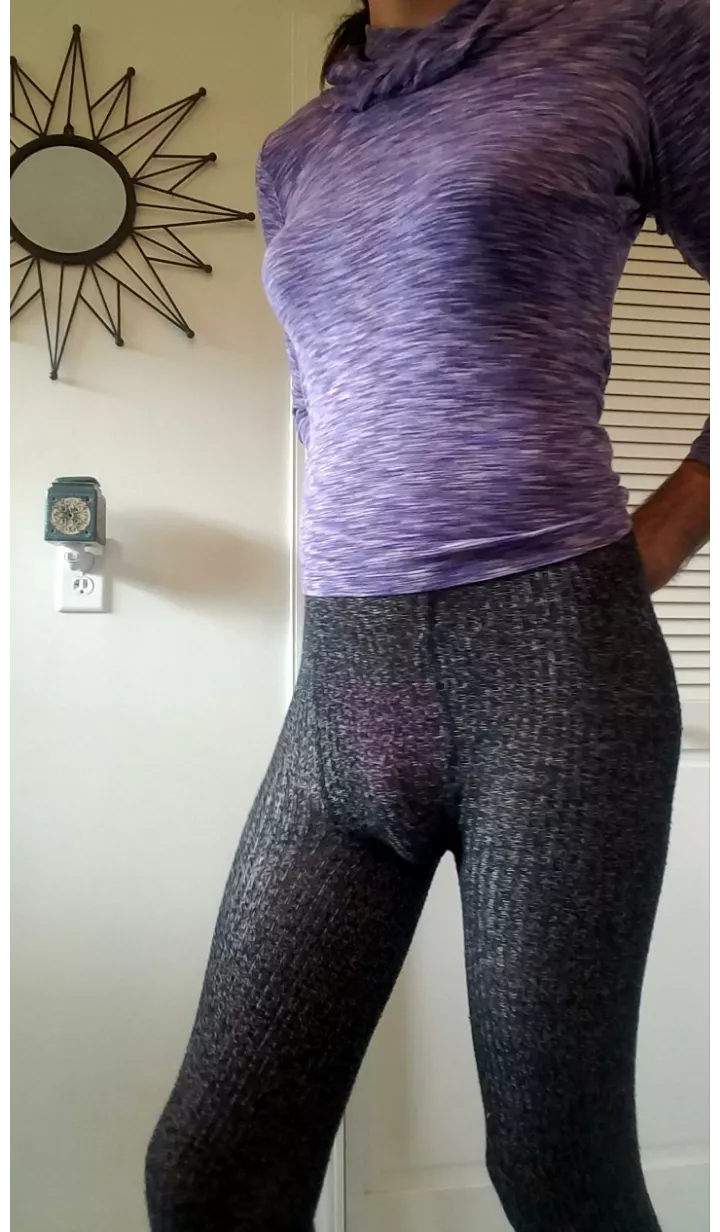 Can you tell what color's underneath? 😊💜