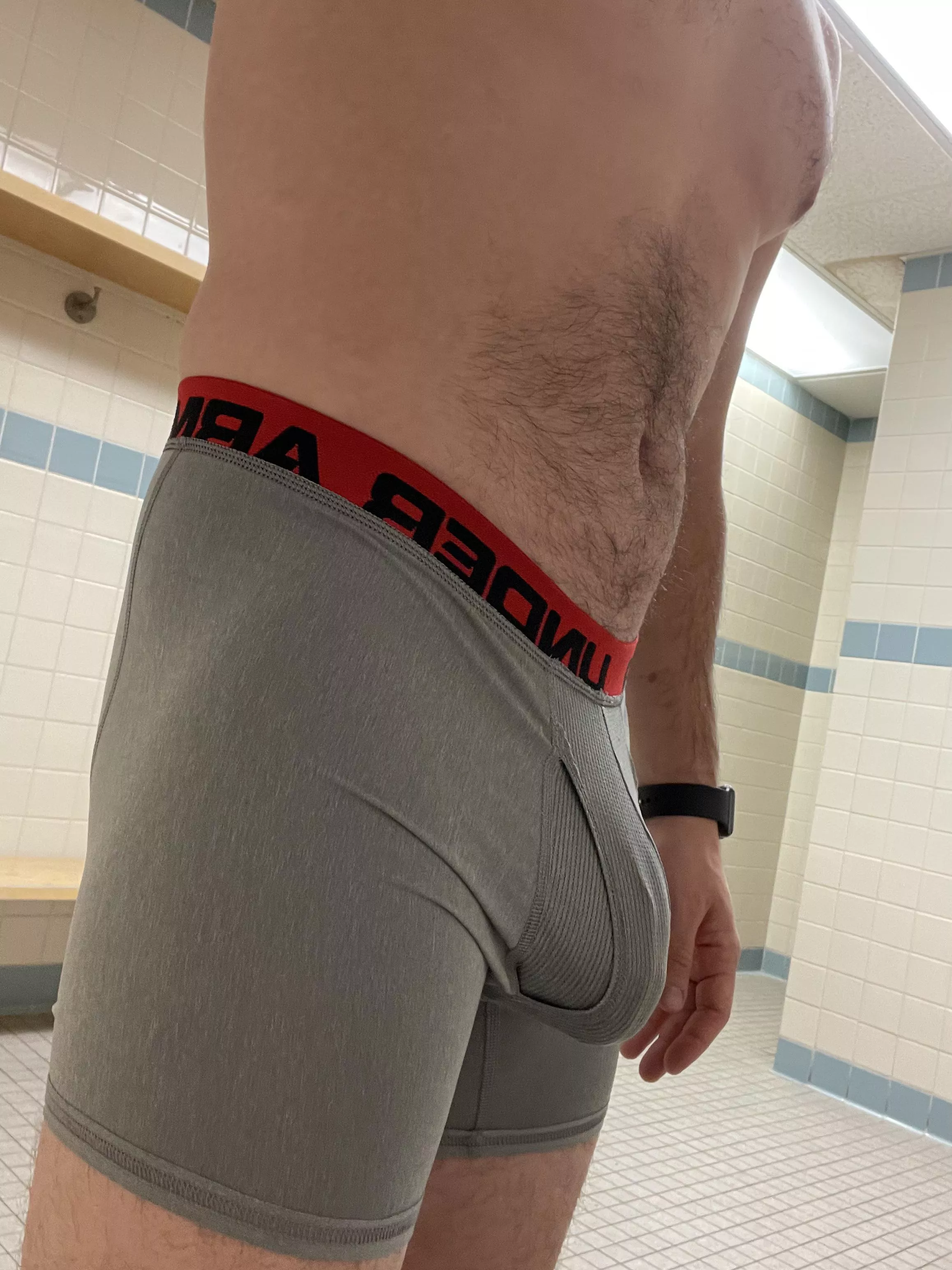 Definitely caught a few men/women eyeing my bulge during my workout this morning