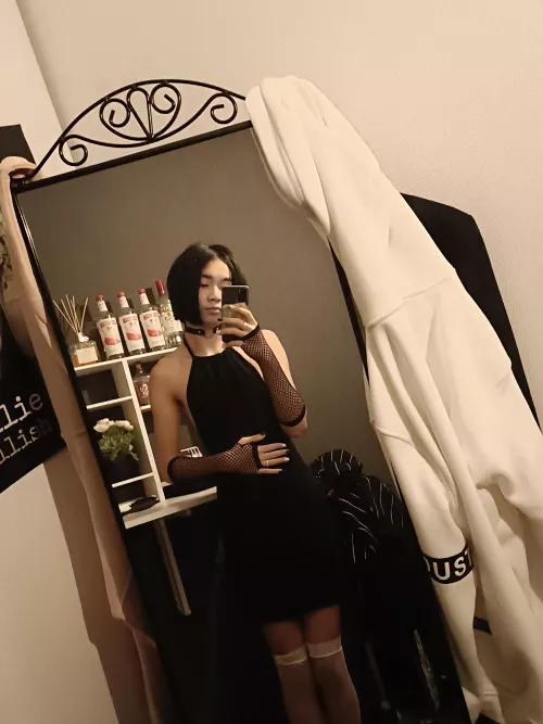 First dress, first post. don't bully me 👉👈