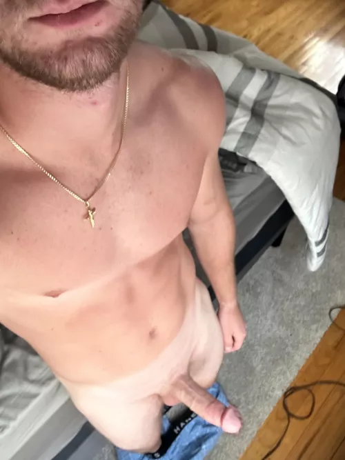 Happy thanksgiving. Who wants to get stuffed? 😈