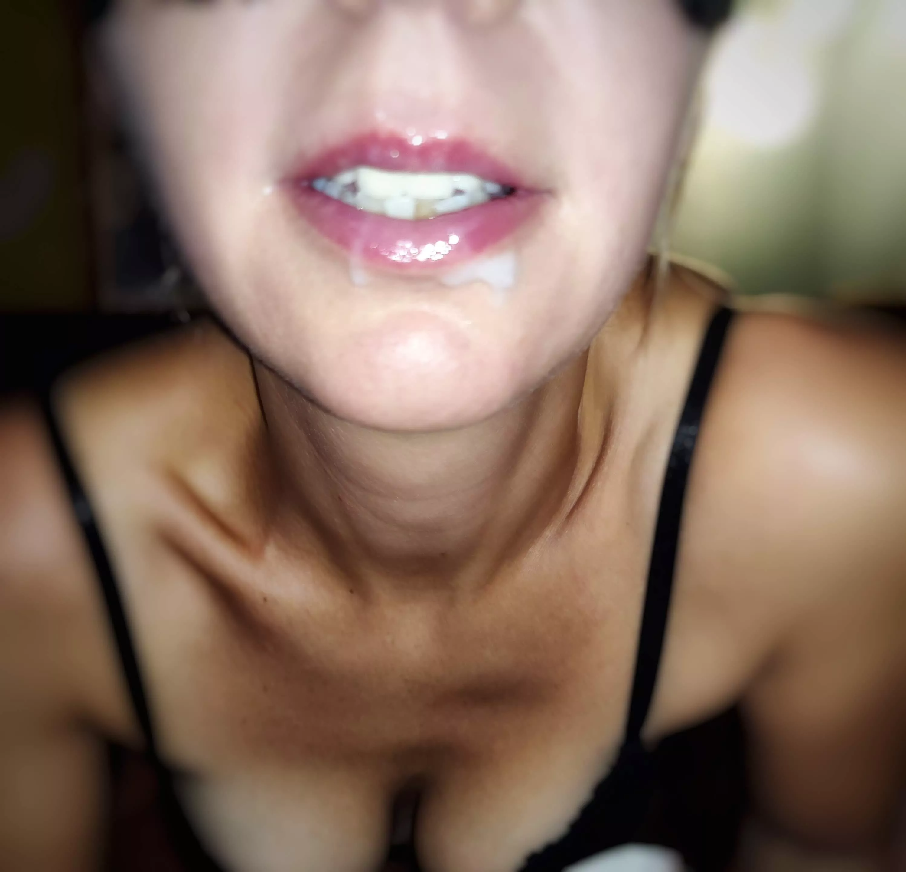 He couldn't resist blowing his load in my mouth🤤🔥