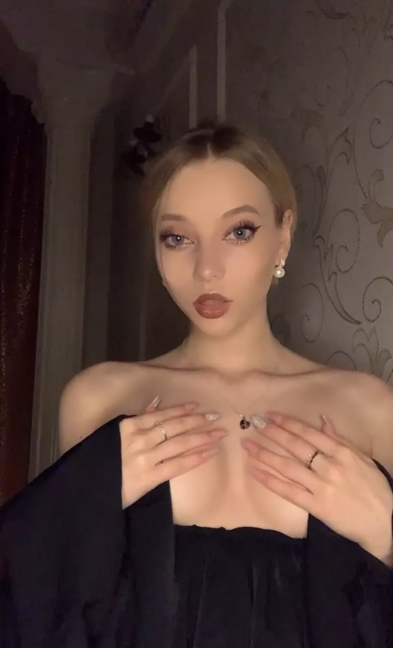 help me take off my black dress, please