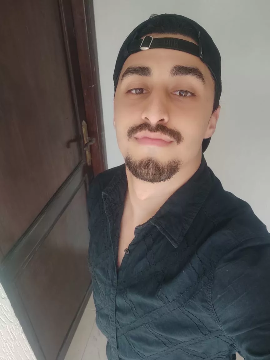 Hey again. As shy as always about posting here goes nothing :P