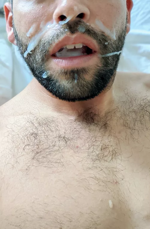 I need more cum on my face 😈