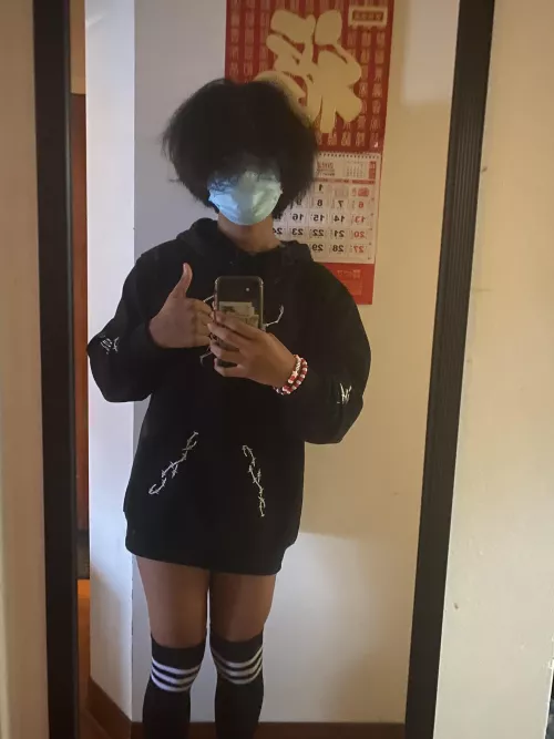 Is floofy hair and thigh highs a win?