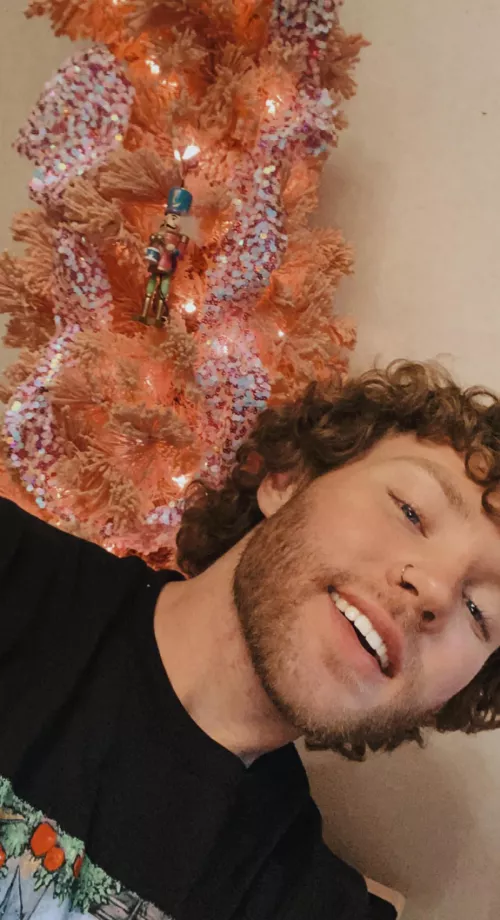 is the pink tree a yes or no?🥹🫧🎄