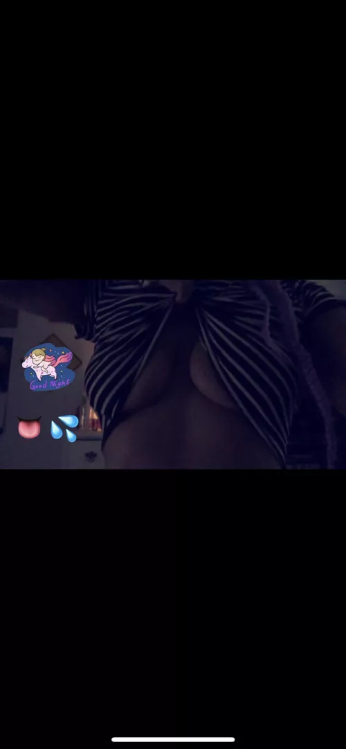 Late night pic 😈