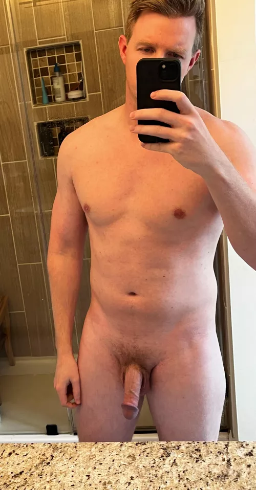 M 30 201lbs 6’2” - Got caught up in the work grind and out of the gym but after my workout today was the first time I felt confident in a long time!