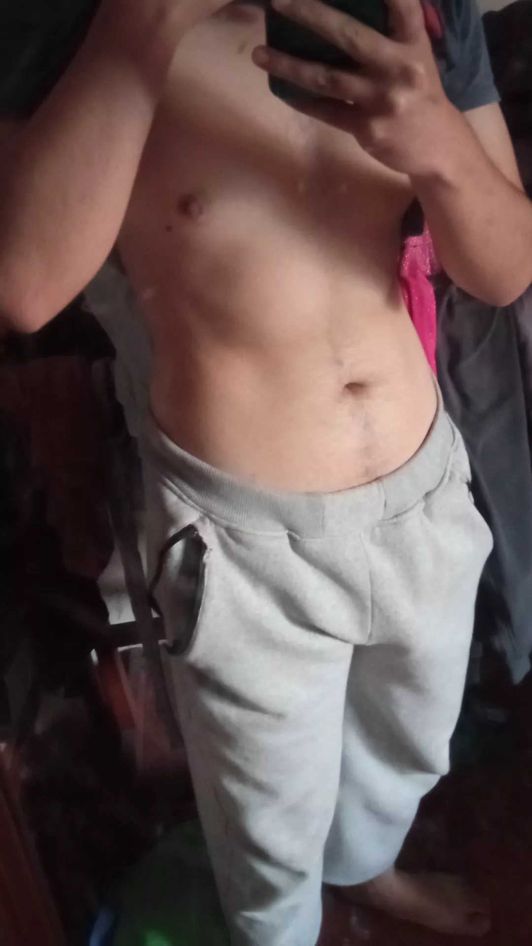(m) sorry for messy room