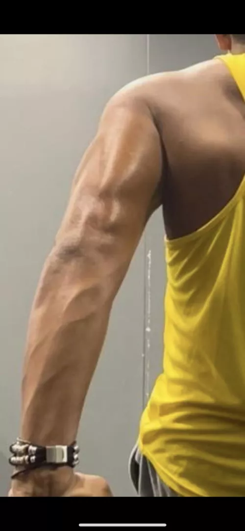 Mid workout pump 32M