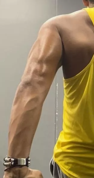 Mid workout pump 32M