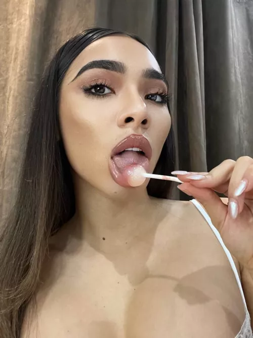 My freshly filled lips.. and a lolly for fun