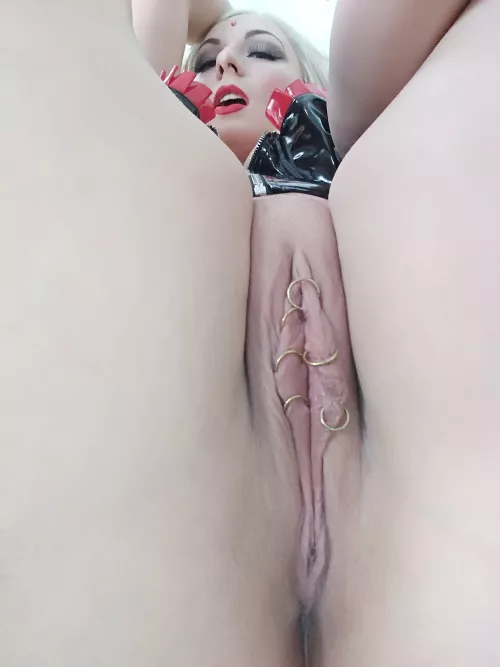 my pussy is waiting for your tongue