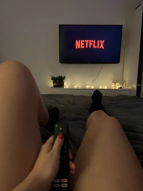 netflix and chill oder amazon prime and 69?