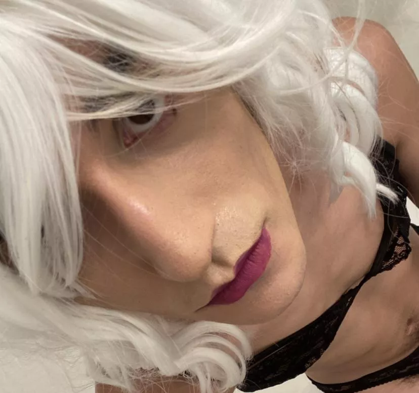 rarely ever post face, be nice 😫