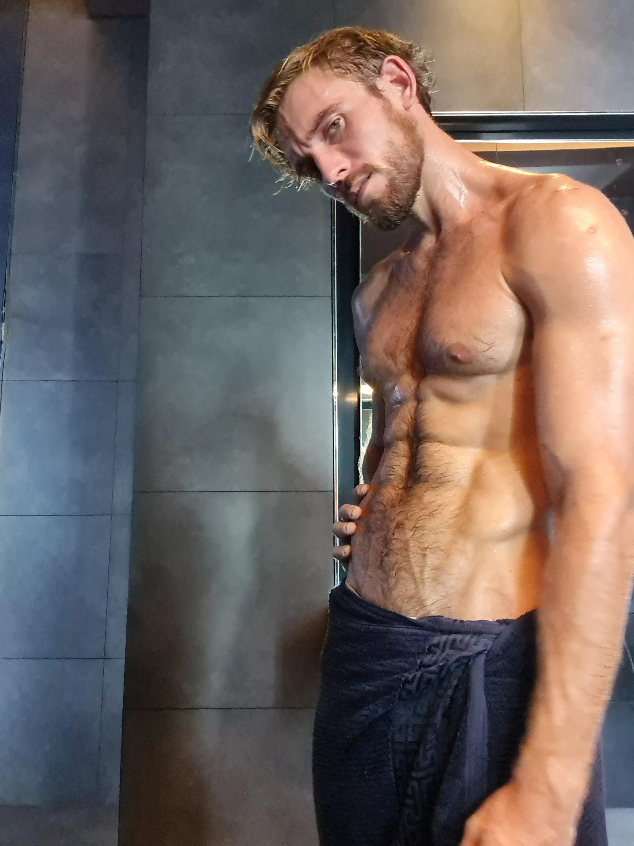 sweaty bro abusing of the sauna (32)