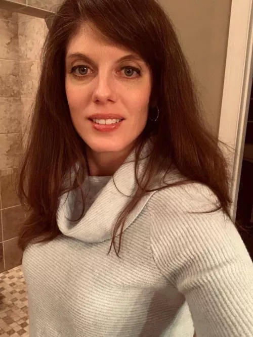 Thanksgiving evening, time to shop [F]