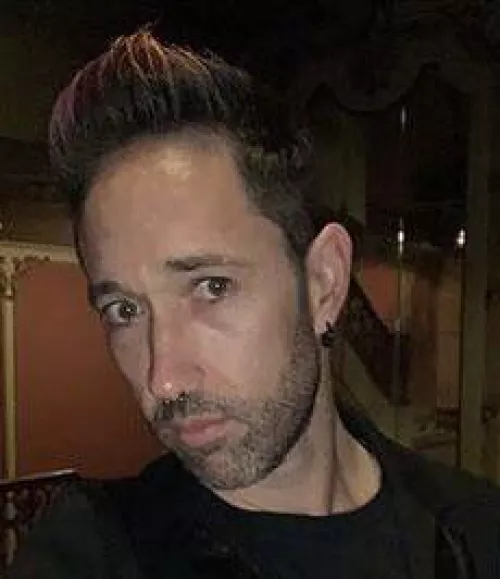 This guy has hot stuff, but I forgot his handle, anyone have a link to his stuff?