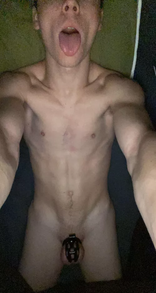 Wish I had a mistress/keyholder 🥺 M(21)