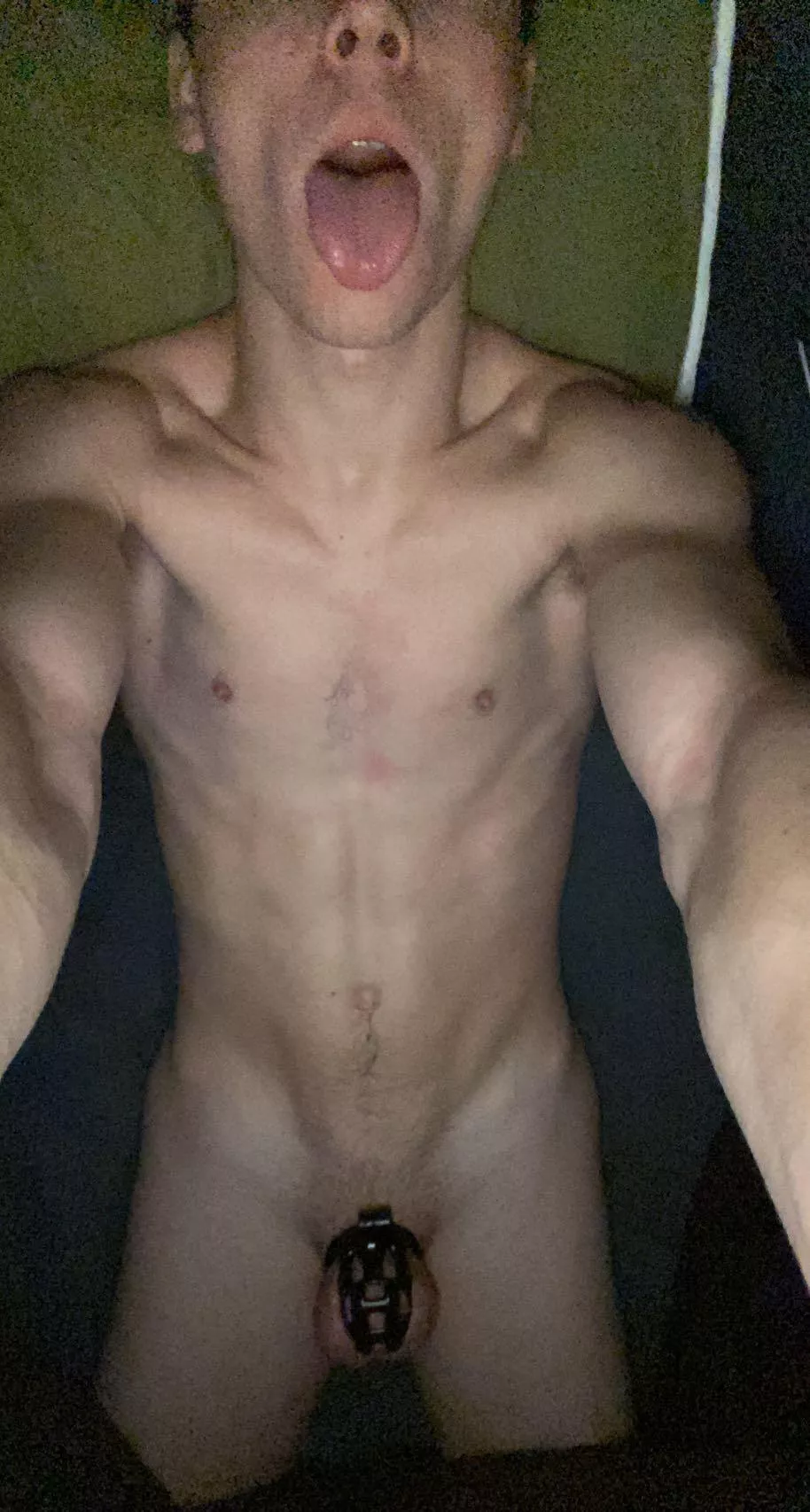 Wish I had a mistress/keyholder 🥺 M(21)