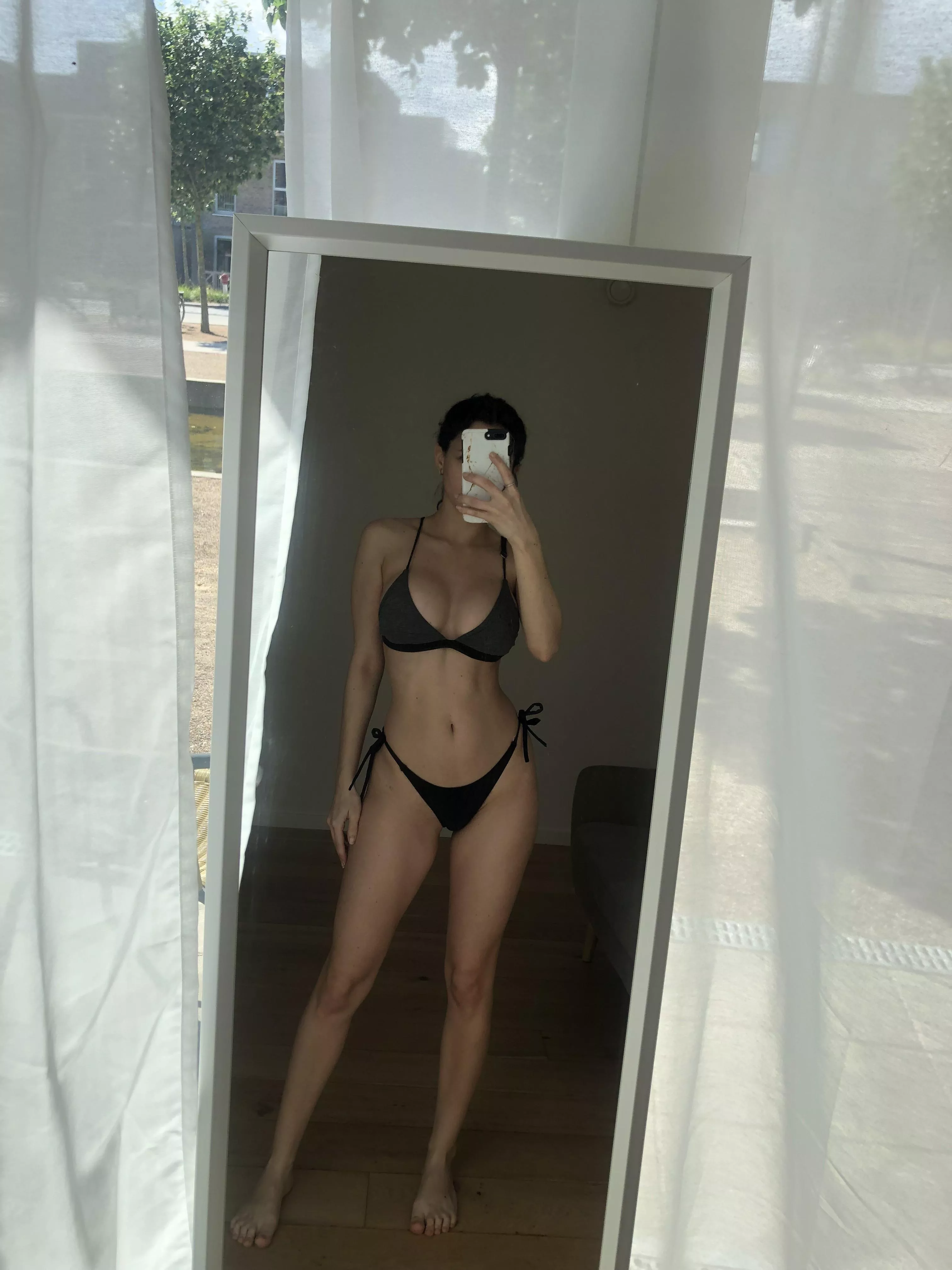 You can only upvote if you'll get on your knees and be my slave [domme]