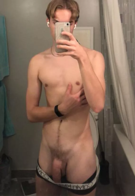 19yo hung swimmer