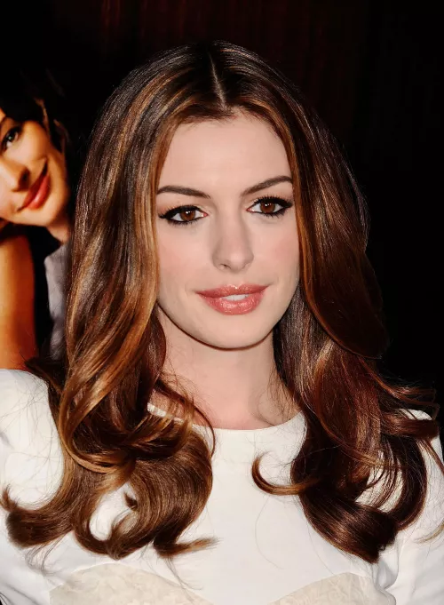 Anne Hathaway
