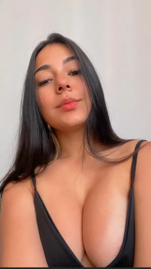 Beautiful 🔥 and stunning