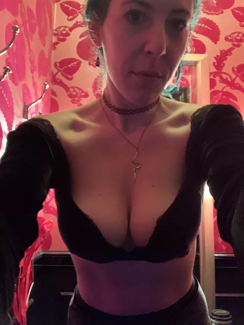 Black Fri changing room