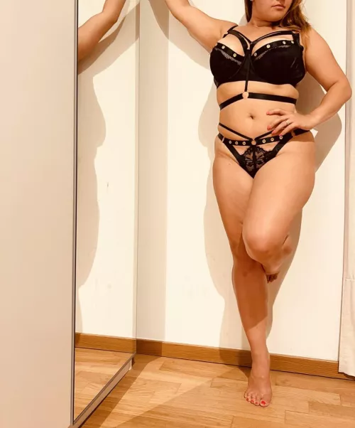 Black is my favorite 🖤🖤🖤