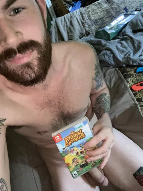 Does anyone still play this game?