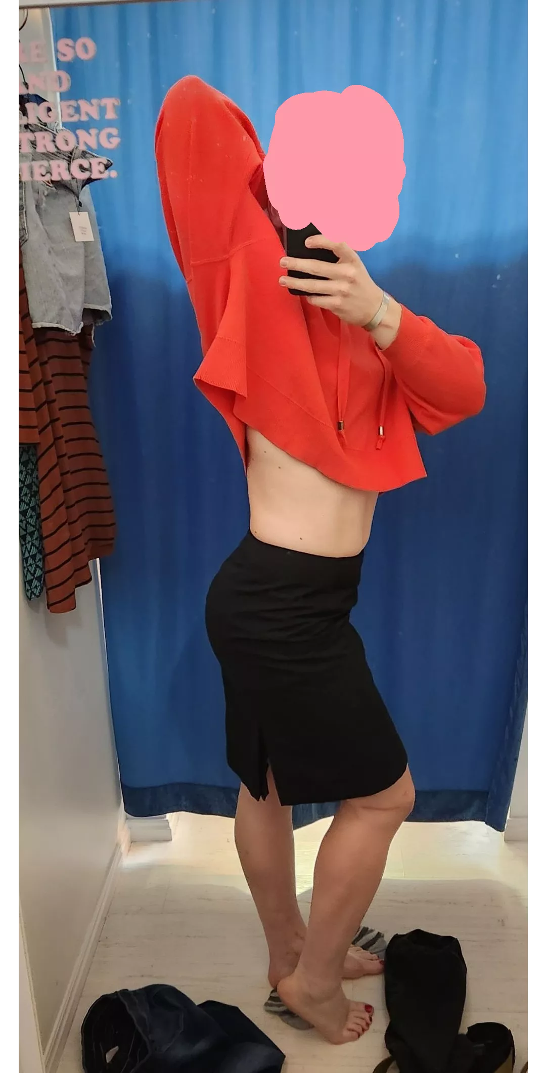 First time ever posting fem! I love this hoodie!!!