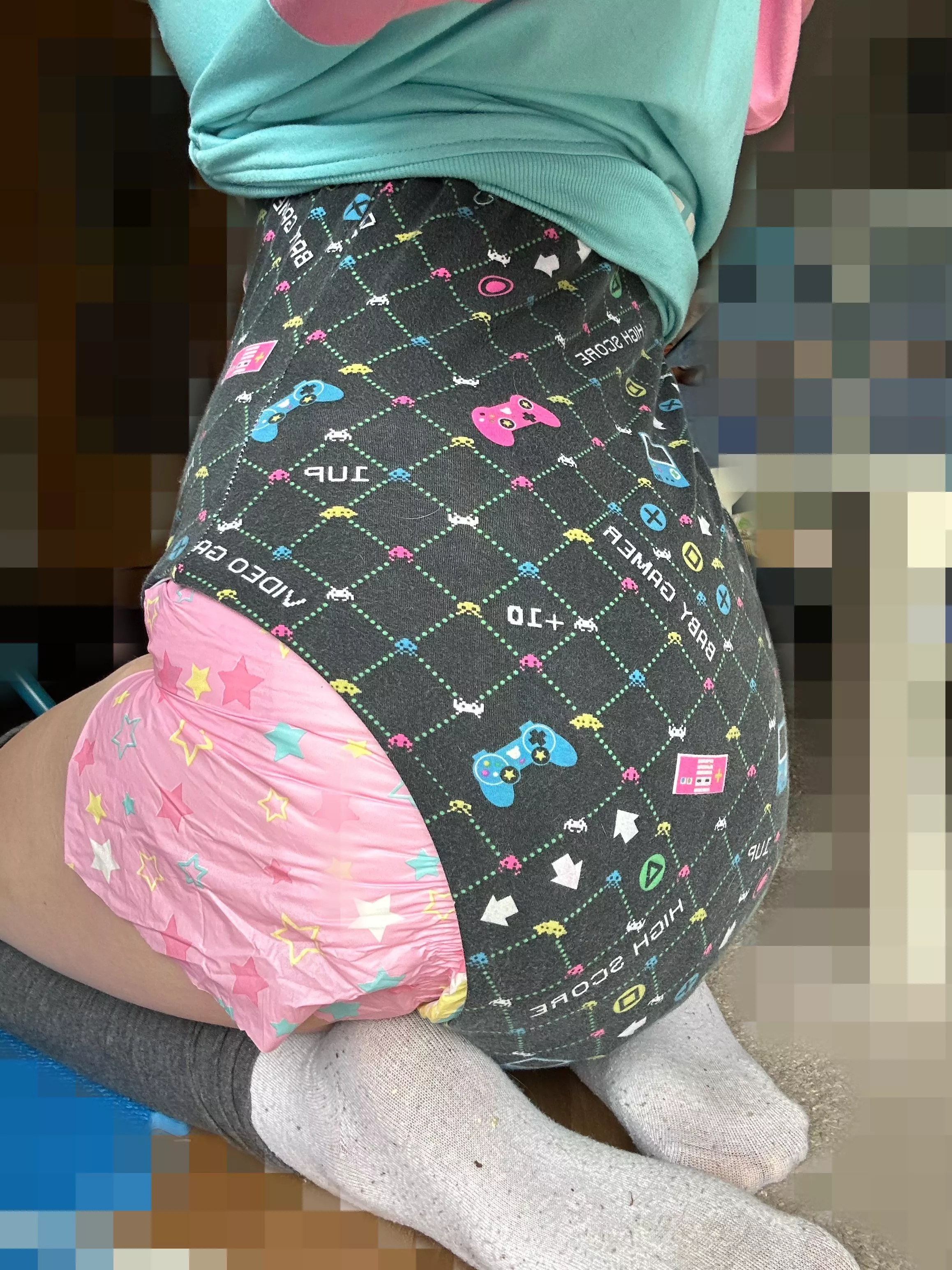 Gaming all day!!! 😍 join if u want ☺️🎮 also no more glas bottles for me! 🙈