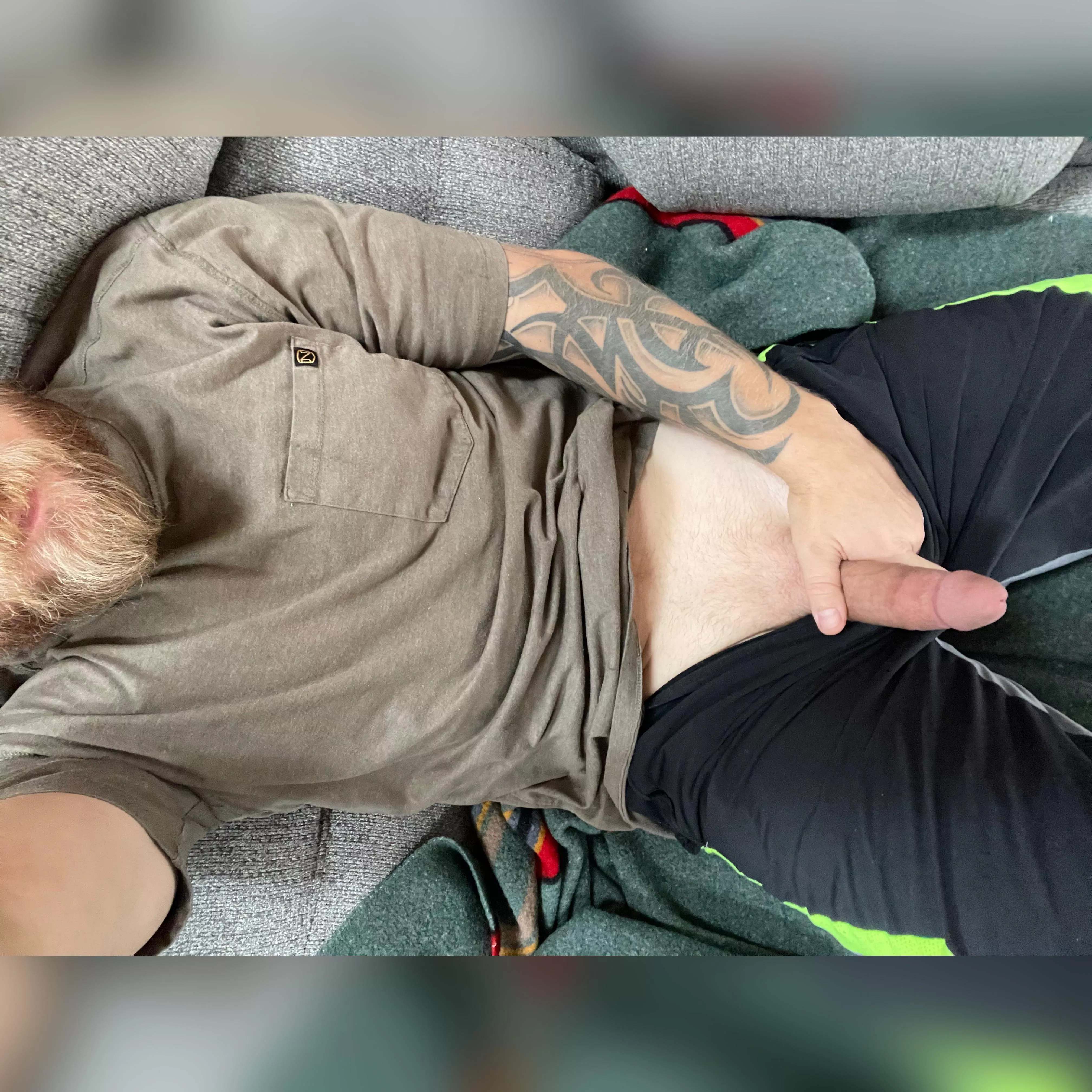 Good morning! Come stroke daddy!