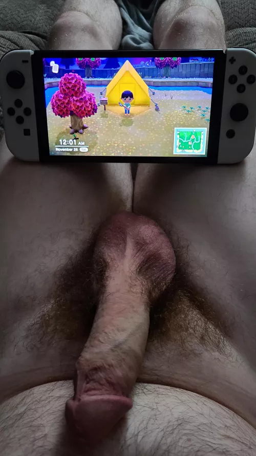 Got 3 joycons and only 2 are being used.