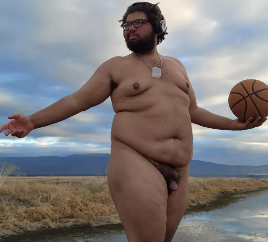 hihi, I am the undefeated b-ball champion of the world. any art is awesome as always!!