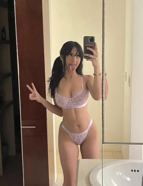 I appear when you rub your... bottle :)