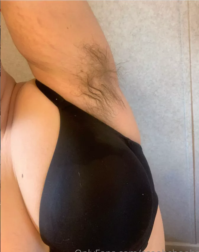 I haven't had some cum on my pits in so long :(