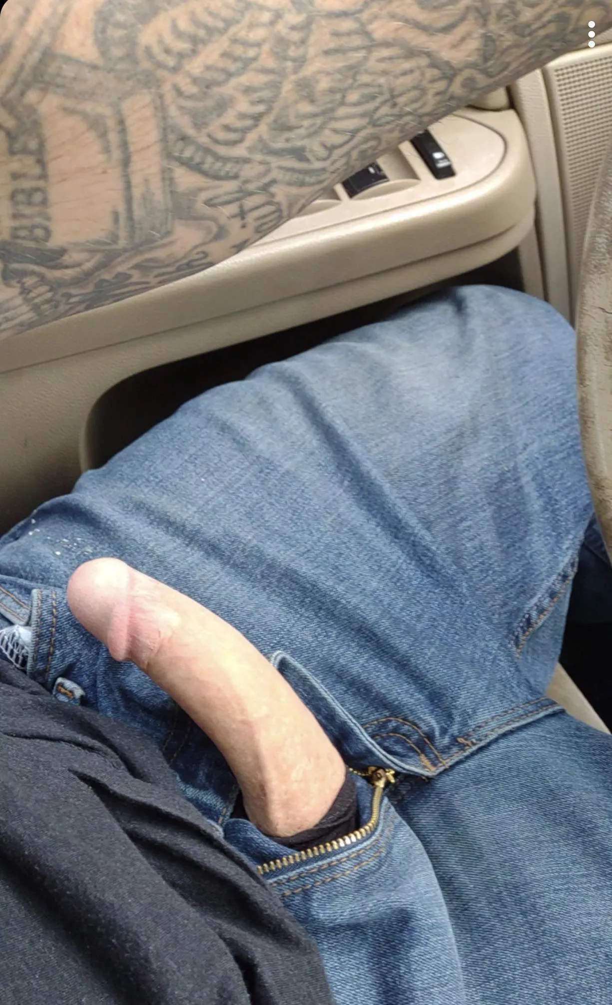 I need someone to worship my cock… [33]