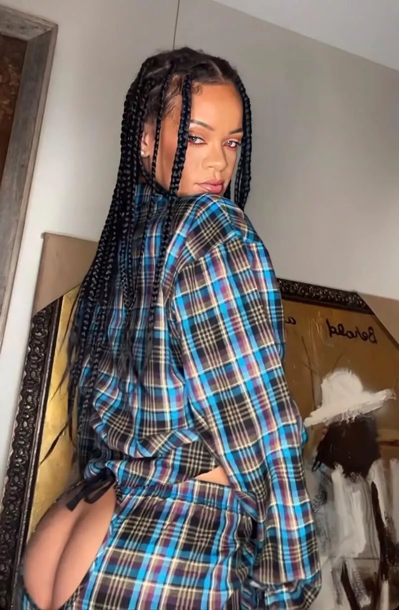 I want to lick up and down between Rihanna’s ass crack