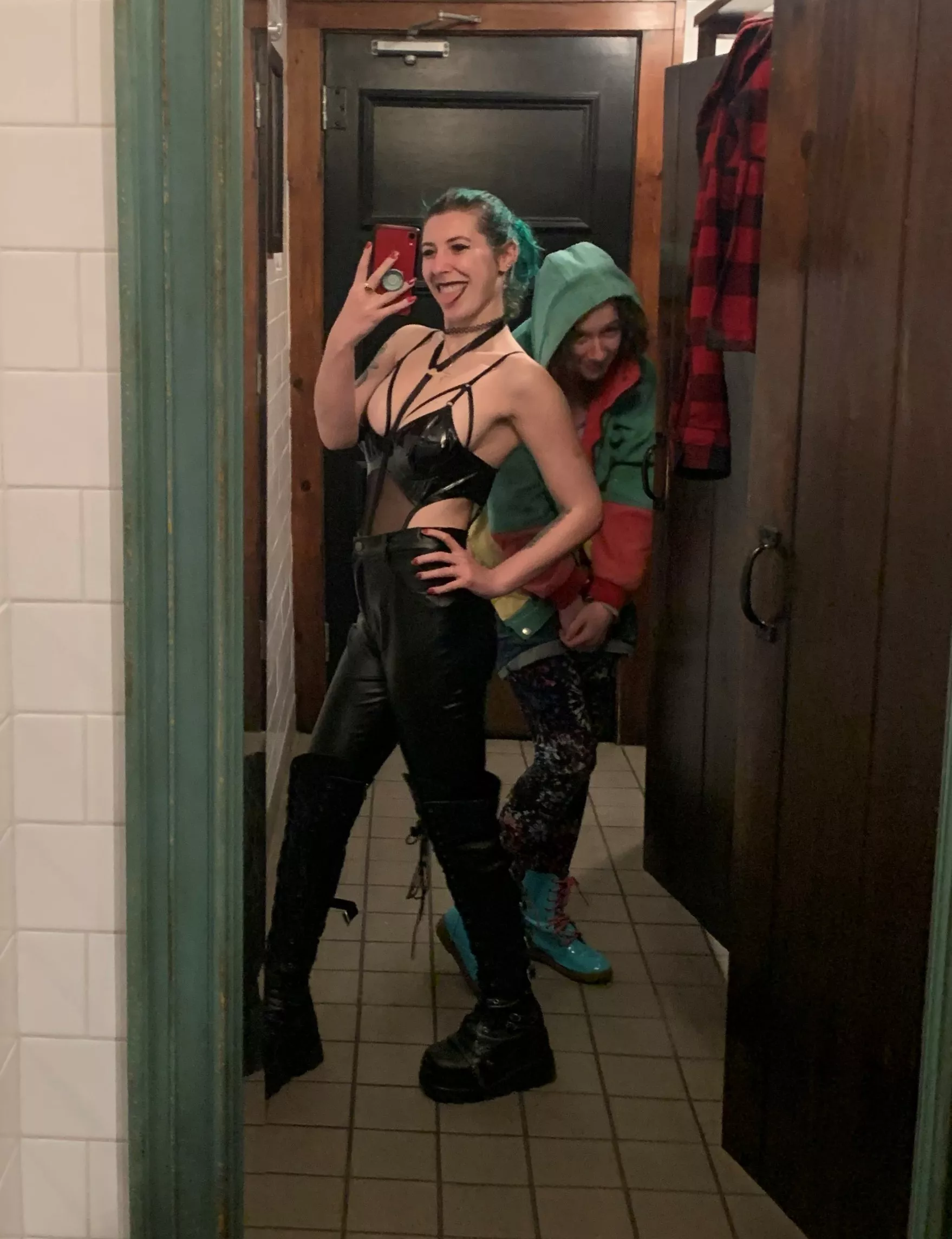 [IG] We both clearly loveee the camera