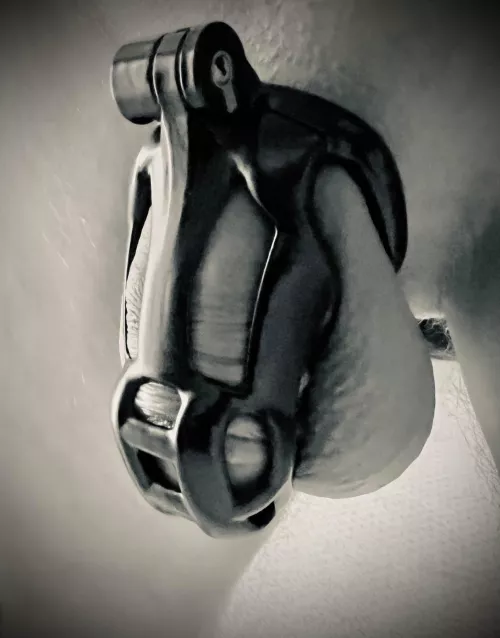 In need of a key holder.