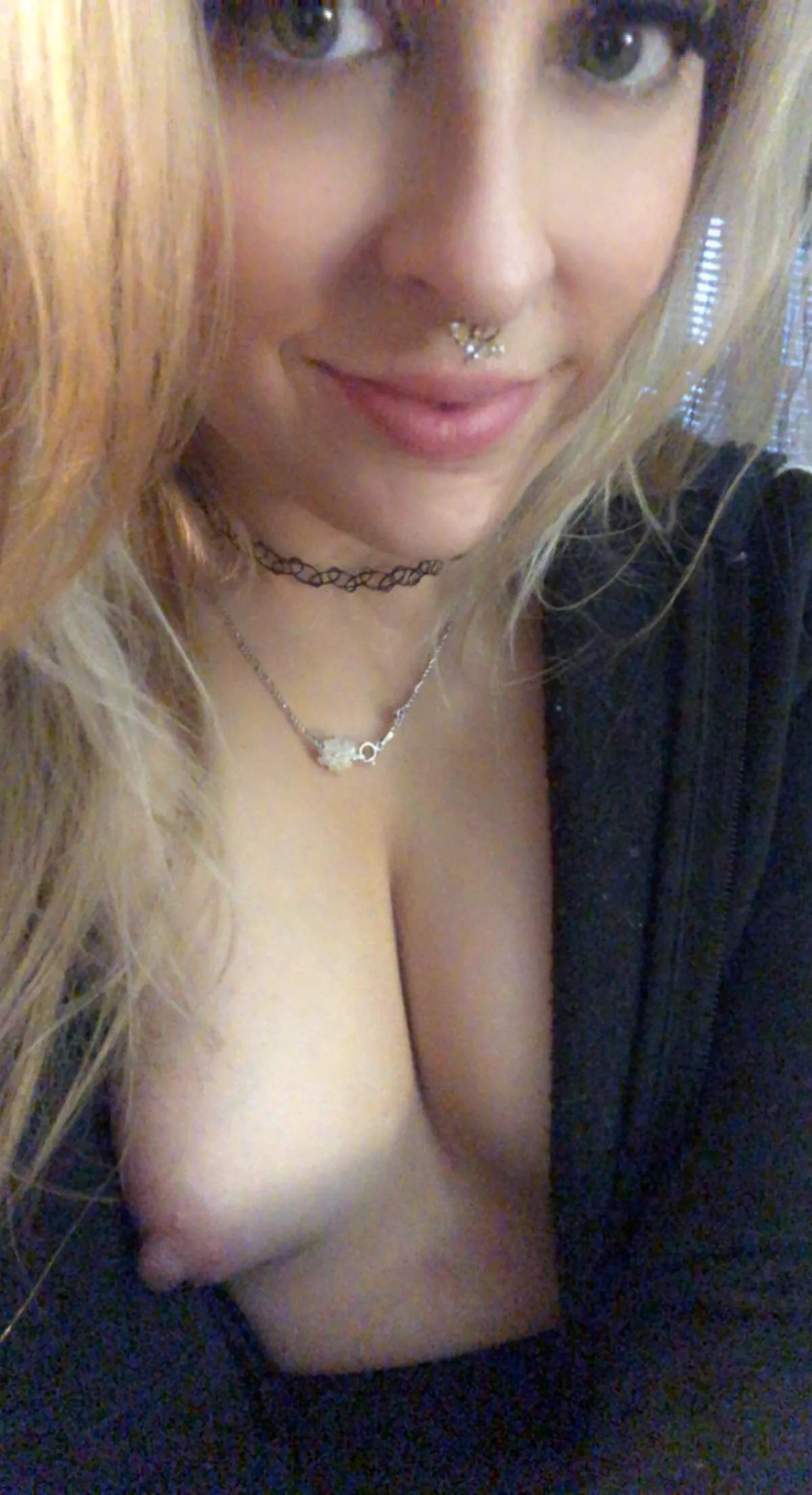 Its my bday! Want to cum on me? 😏