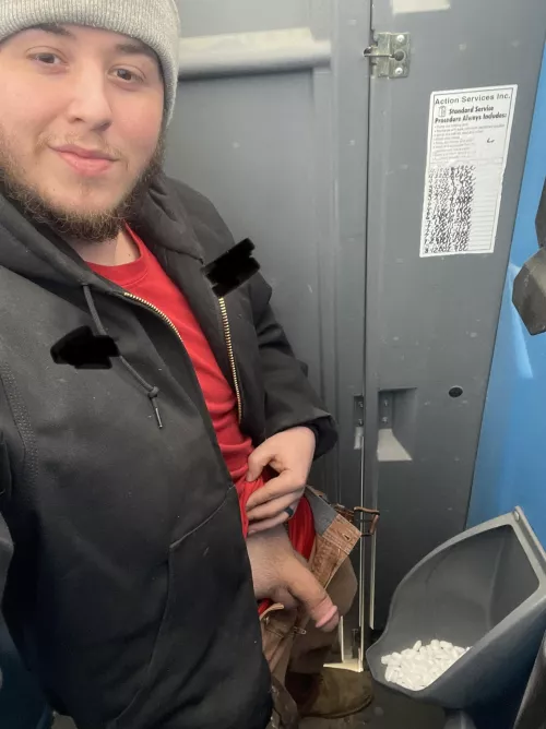 Job site porta potties are good for pics