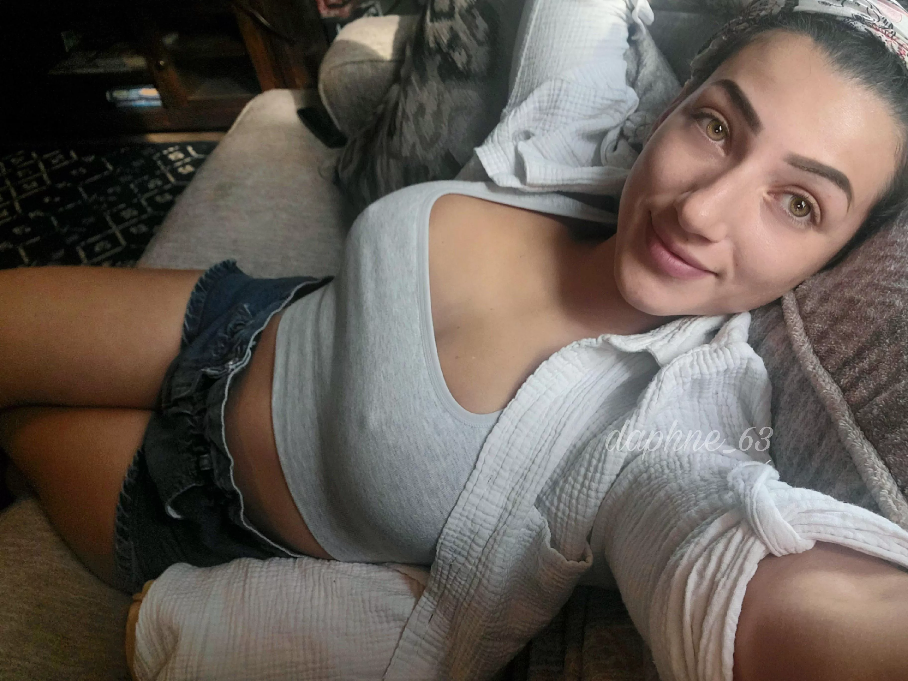 Just a mom relaxing after a busy holdiay! Bra was entirely unnecessary....don't you think?