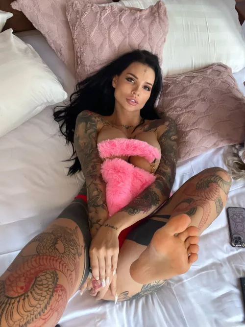 Let me get you hard with my soft soles