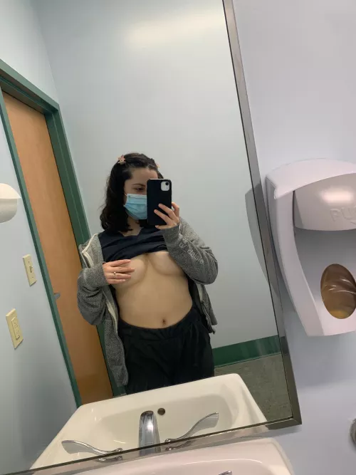 lick my titties so i go back to work with pokies🤭