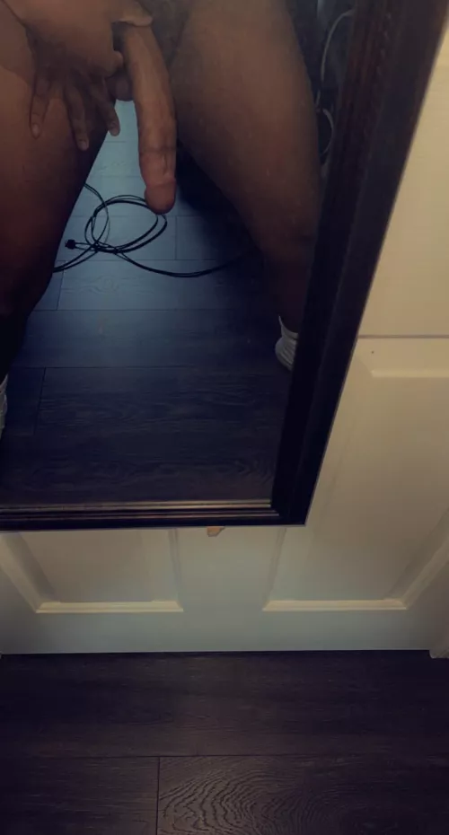 lookin to 🥜💦 dm me